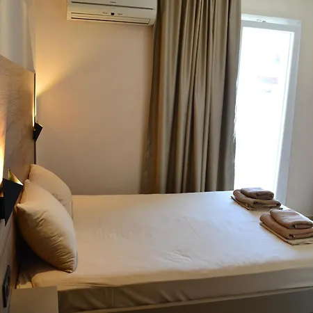 Savvidis Apart-hotel Paralía