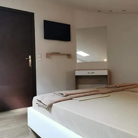 Savvidis Aparthotel 4*
