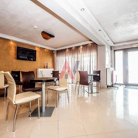 Savvidis Aparthotel